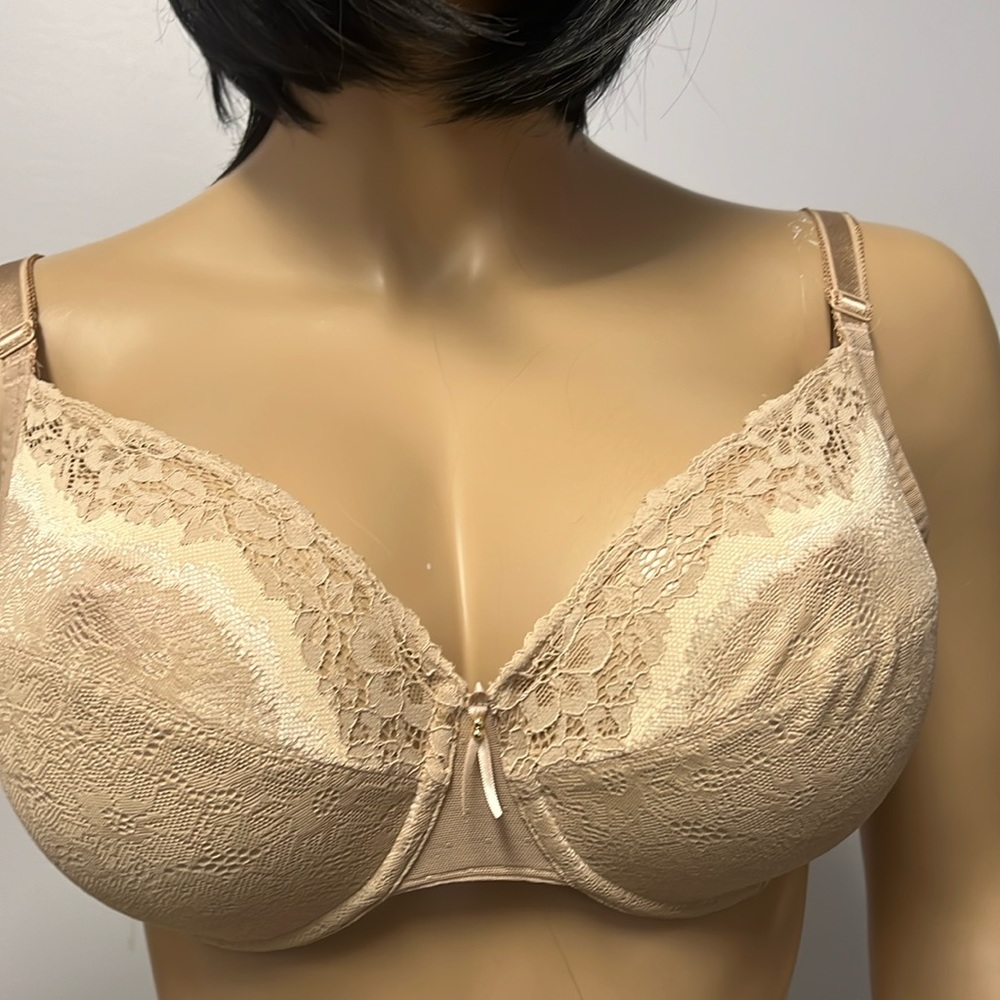 NWOT Wacoal Bra S36DD